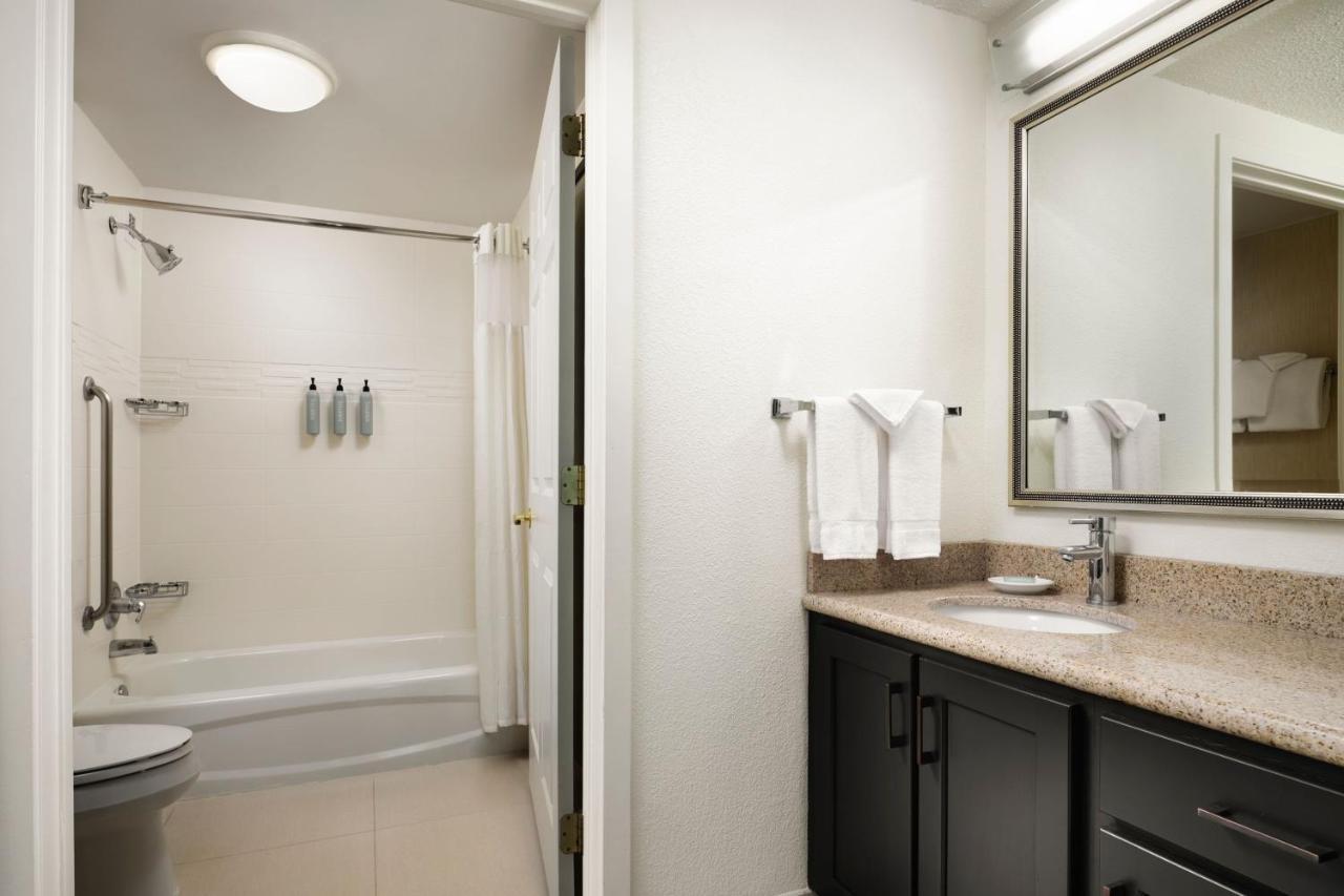 Residence Inn Philadelphia Conshohocken Exterior photo